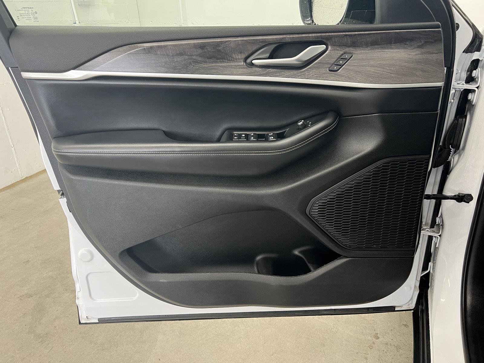 2023 Jeep Grand Cherokee Limited - Photo 11