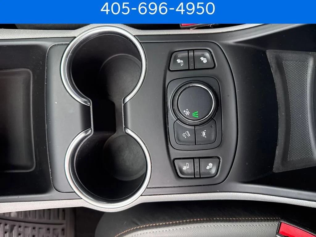 Pre-Owned 2021 GMC Terrain SLT