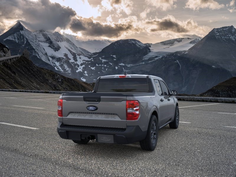 2026 Ford Maverick XLT - Photo 8