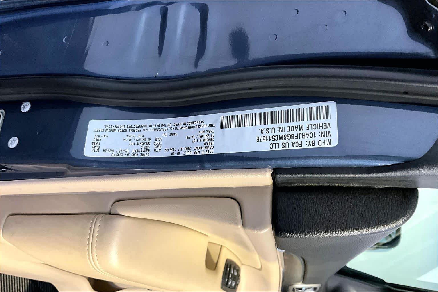 Used 2021 Slate Blue Pearlcoat Jeep Limited image 34