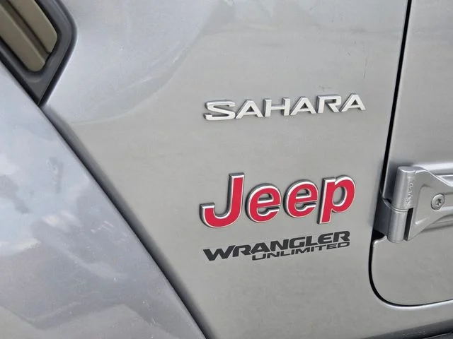 Certified Used 2019 Silver Jeep Unlimited Sahara image 11