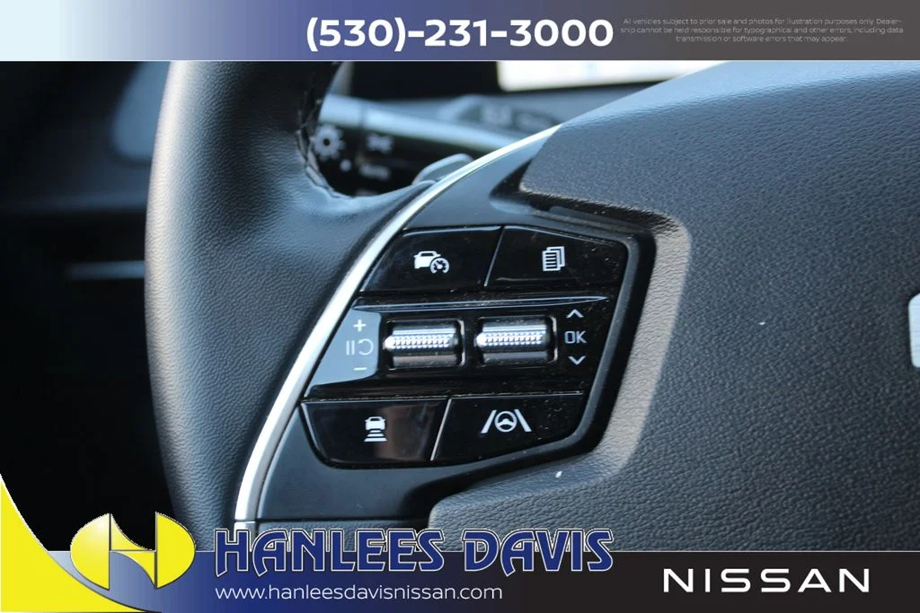Used 2023 Gray Kia Wind image 30
