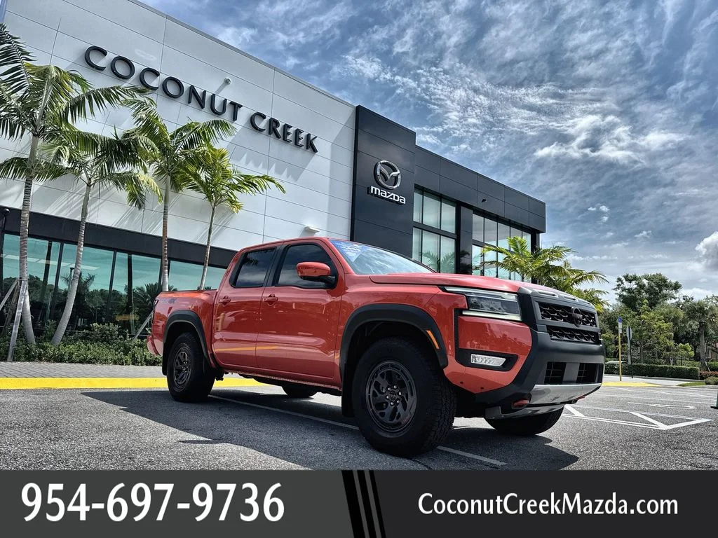 2025 Nissan Frontier PRO-4X Crew Cab 4X4's photo