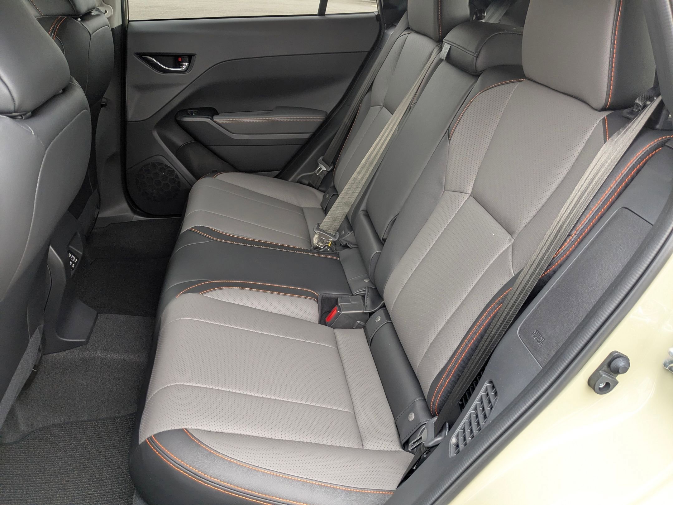 New 2026 SAND DUNE PEARL Subaru Limited Hybrid image 6