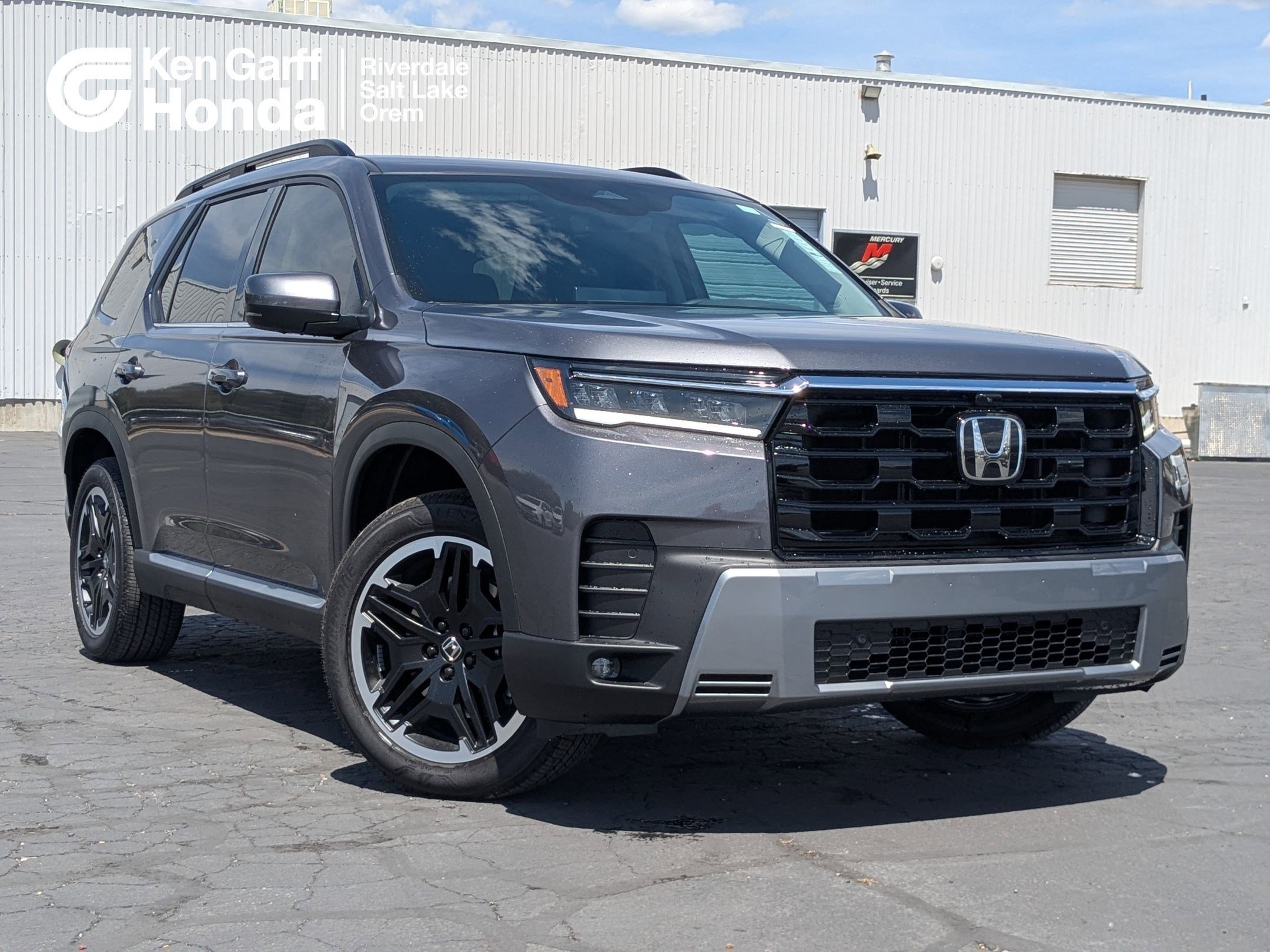 2026 Honda Pilot Touring AWD's photo
