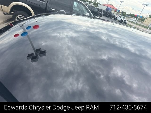 Used 2019 Black Toyota SR5 image 27
