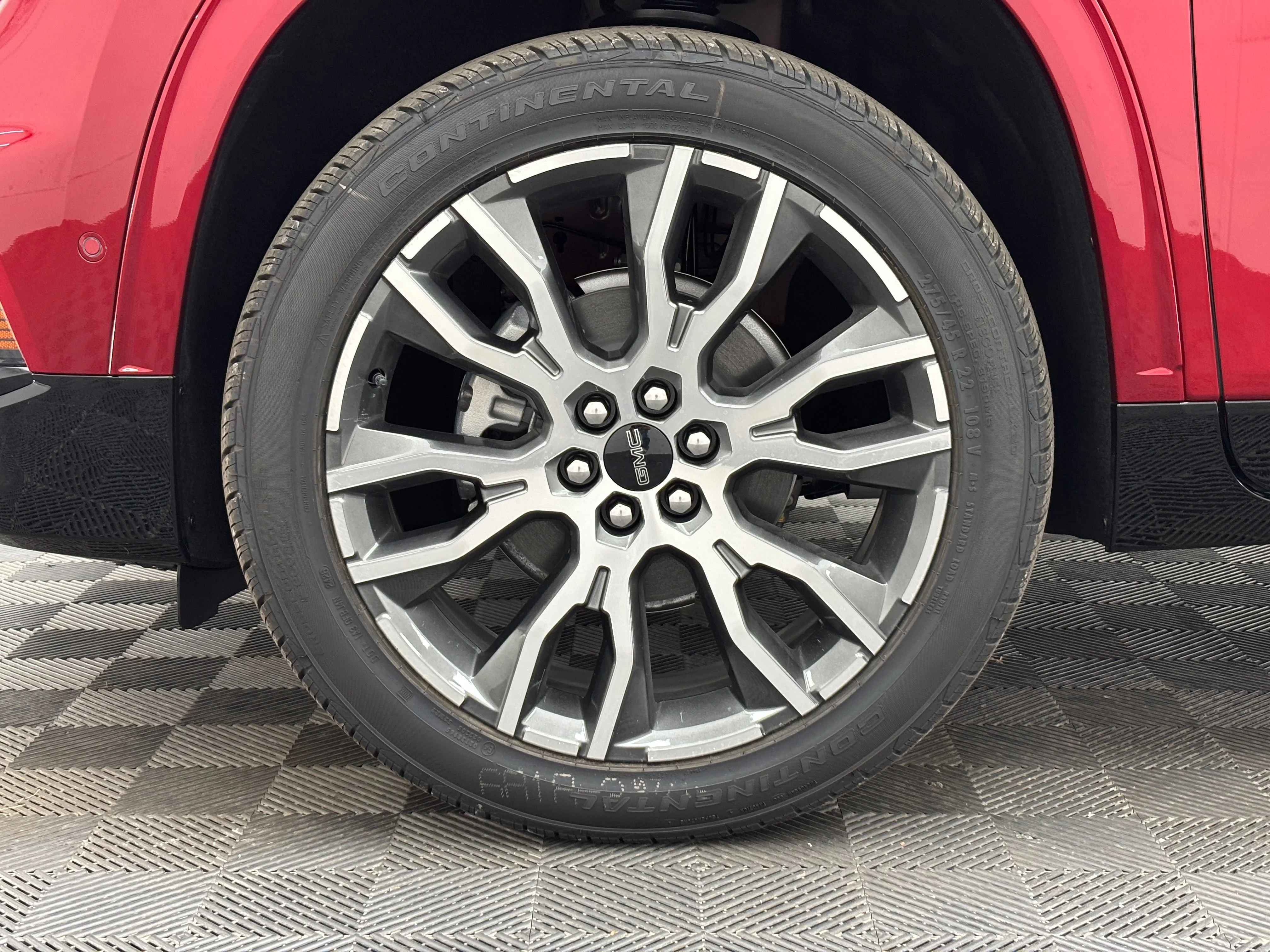 2026 GMC Acadia Denali Ultimate - Photo 18