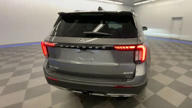 New 2026 Carbonized Gray Metallic Ford Active image 7
