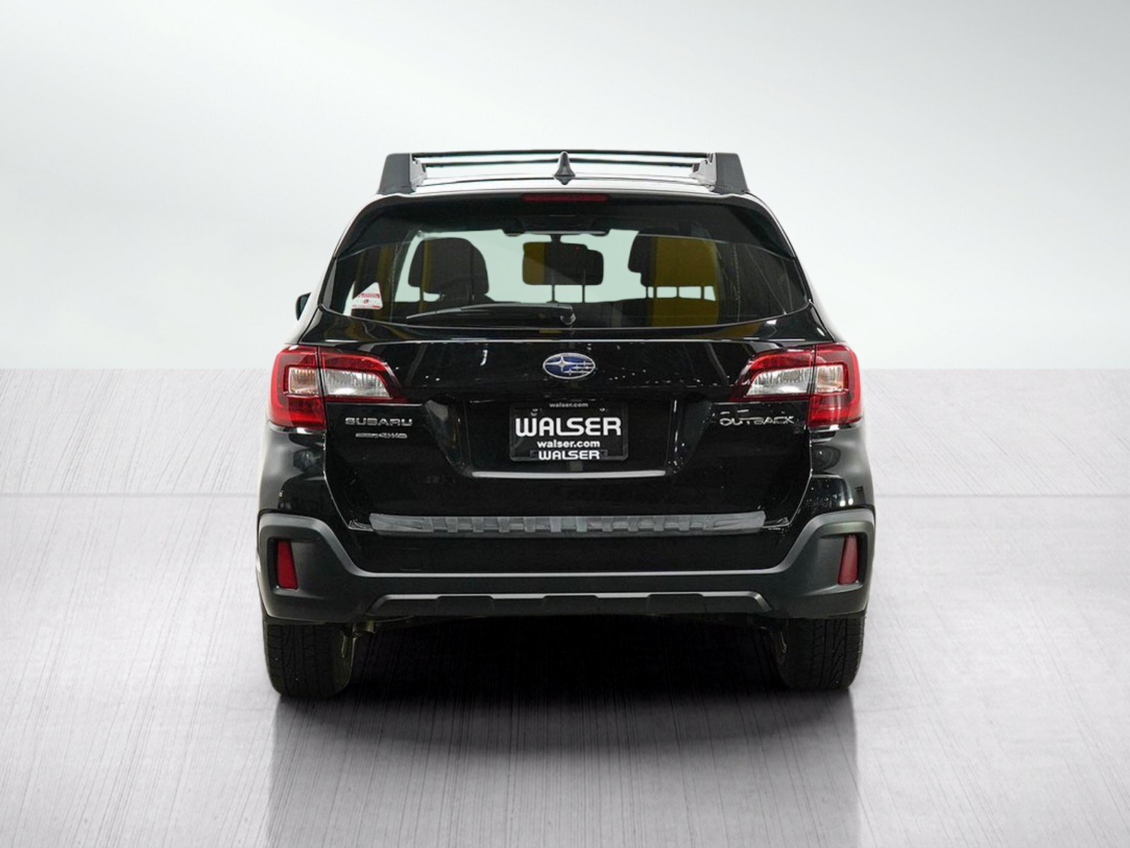 Used 2018 Crystal Black Pearl Subaru 2.5i Premium image 4