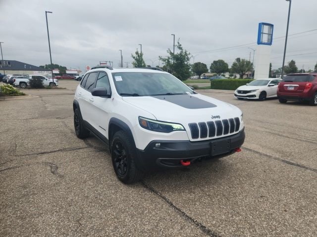 Used 2021 White Jeep Trailhawk image 3