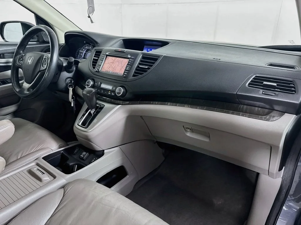 Used 2013 Gray Honda EX-L image 35