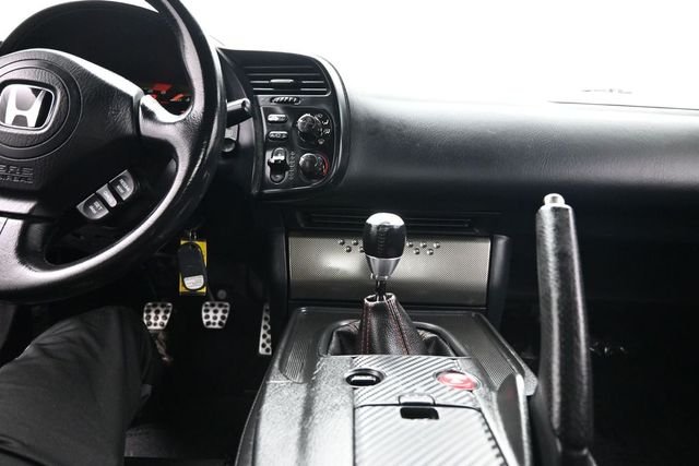 Used 2005  Honda Base image 14