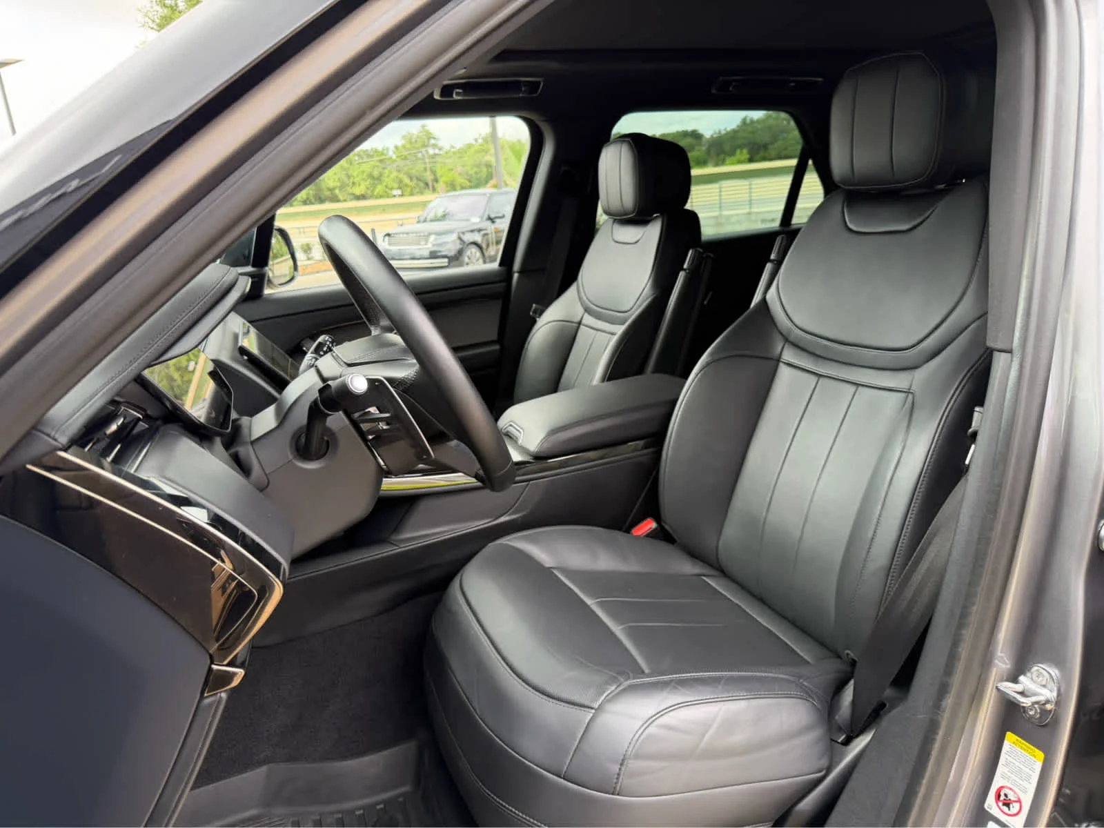 2024 Land Rover Range Rover Sport SE - Photo 8