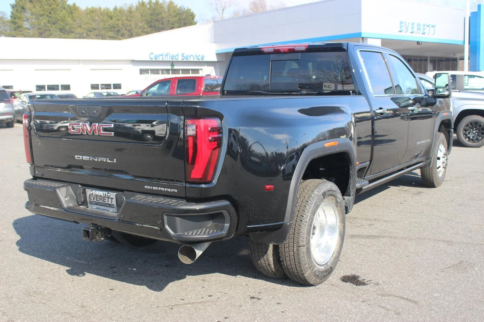 New 2026 Onyx Black GMC Denali DRW image 7
