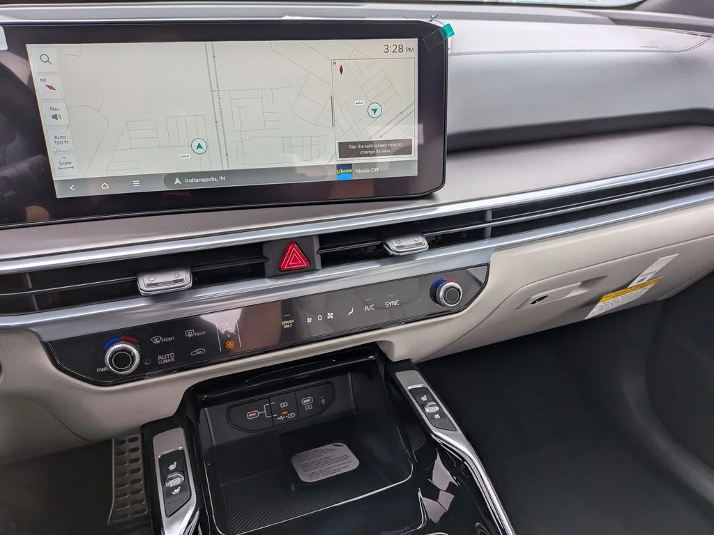 New 2026 Snow White Pearl Kia X-Line SX Prestige image 18