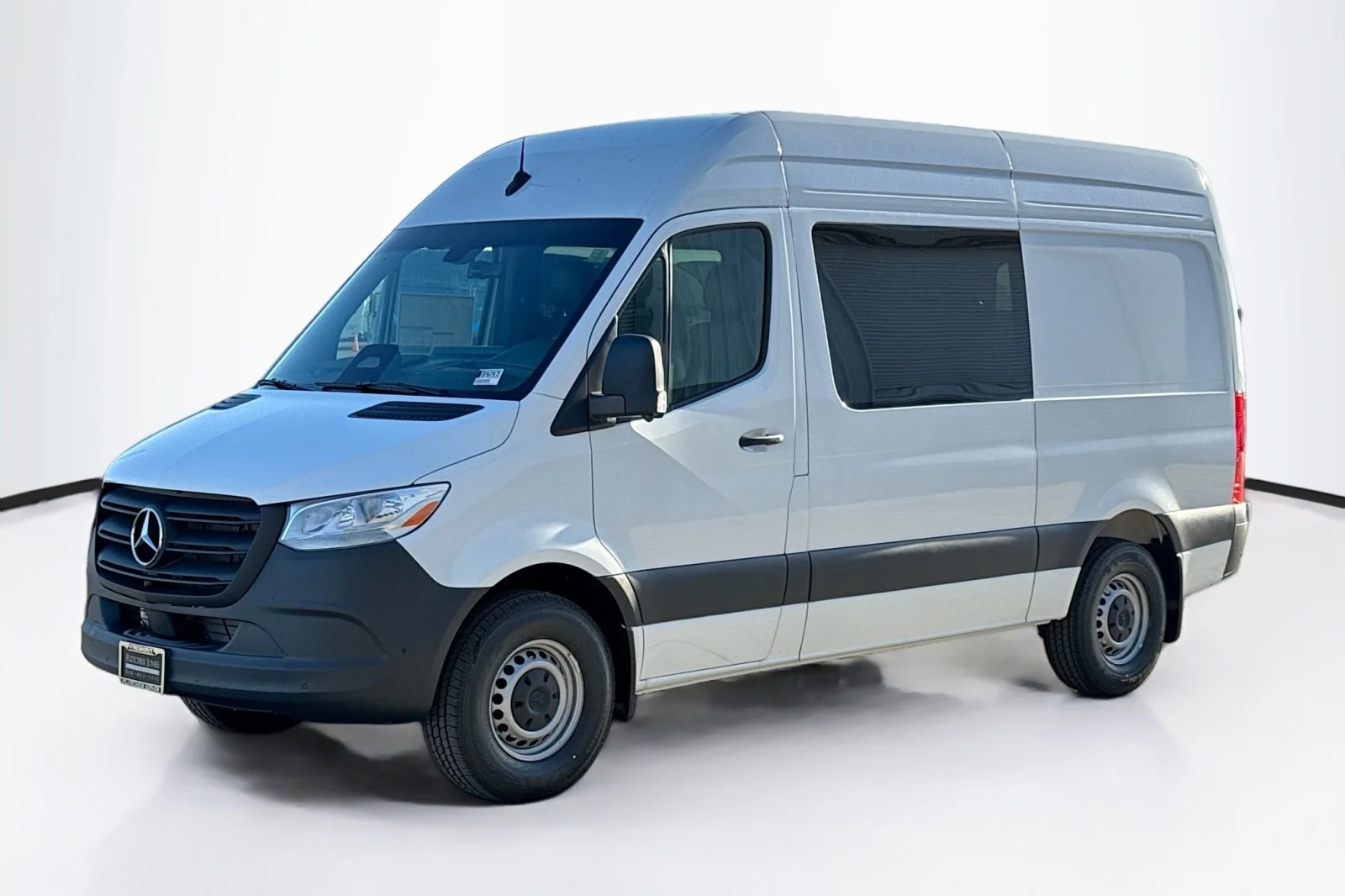 2026 Mercedes-Benz Sprinter 2500 144 WB HO's photo