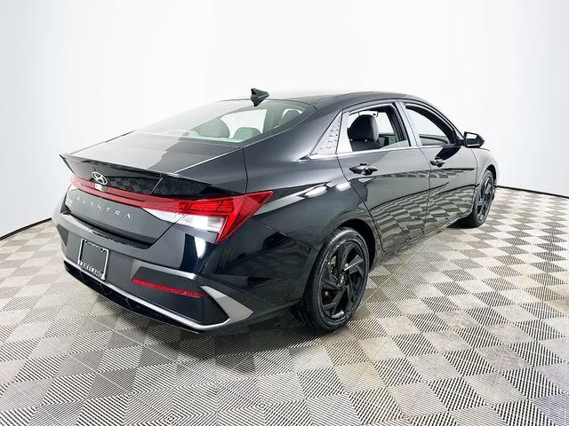 New 2026 Hyundai ELANTRA SEL Sport