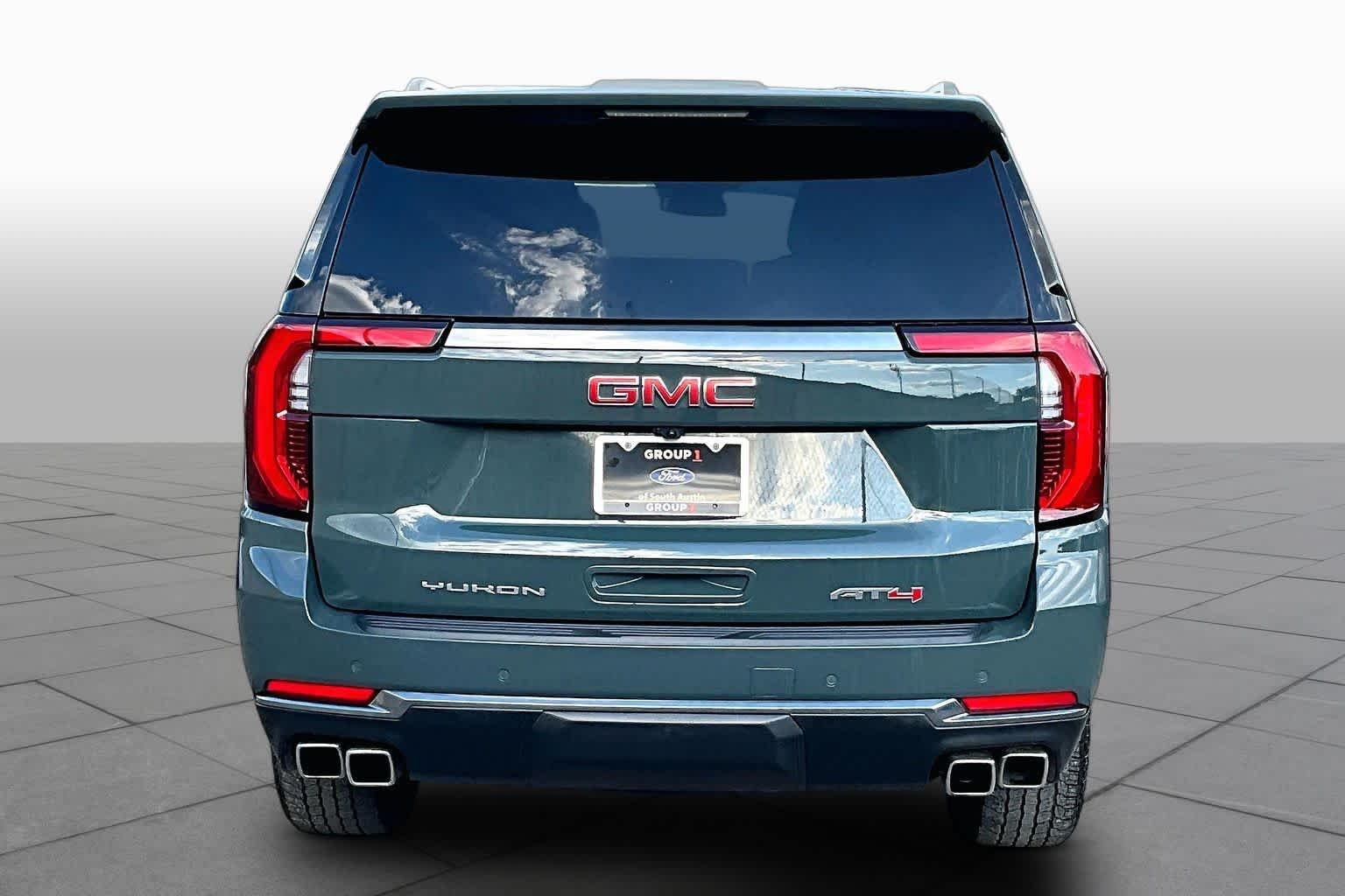 Used 2025 Midnight Pine GMC AT4 image 7