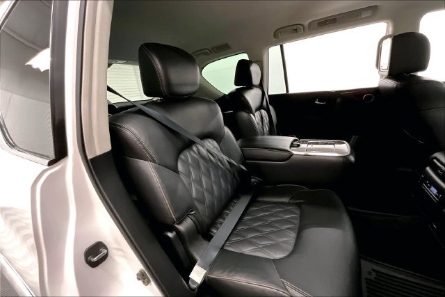 Used 2021 Aspen White Tricoat Nissan Platinum image 26