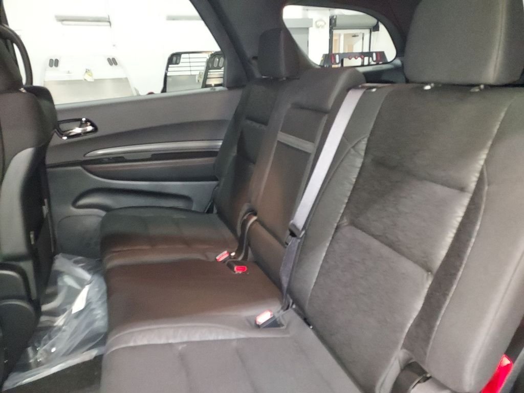 New 2026 Diamond Black Clear-Coat Exterior Paint Dodge GT image 28