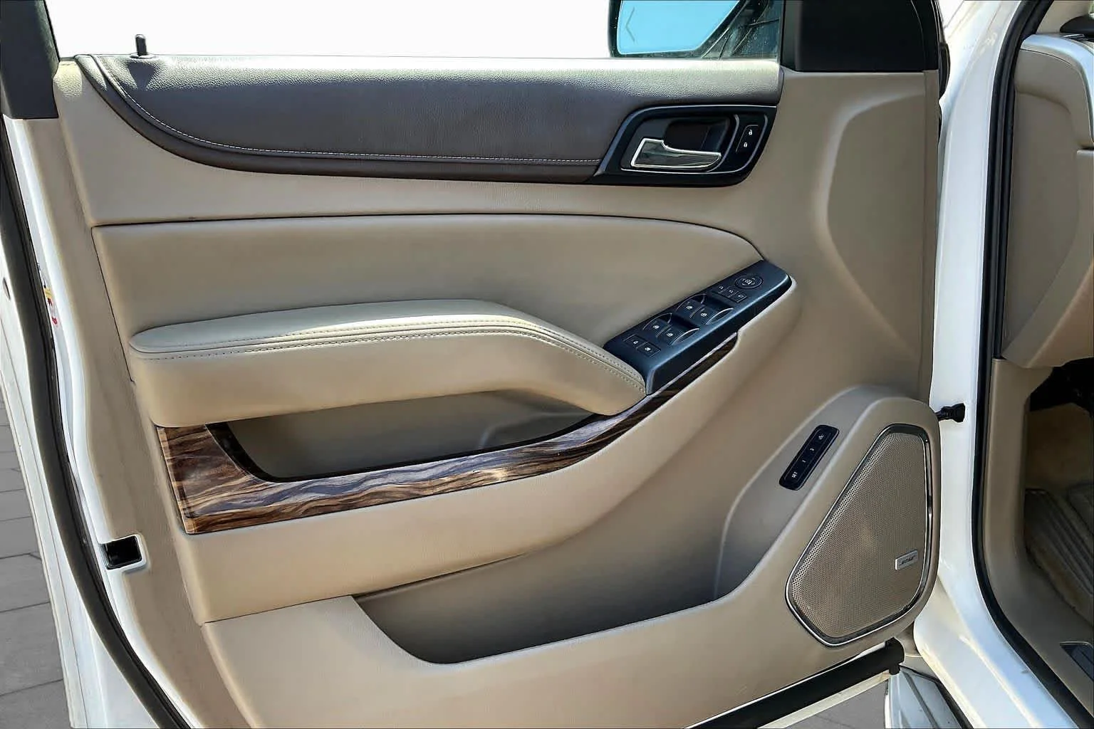 Used 2015 Summit White GMC SLT image 22