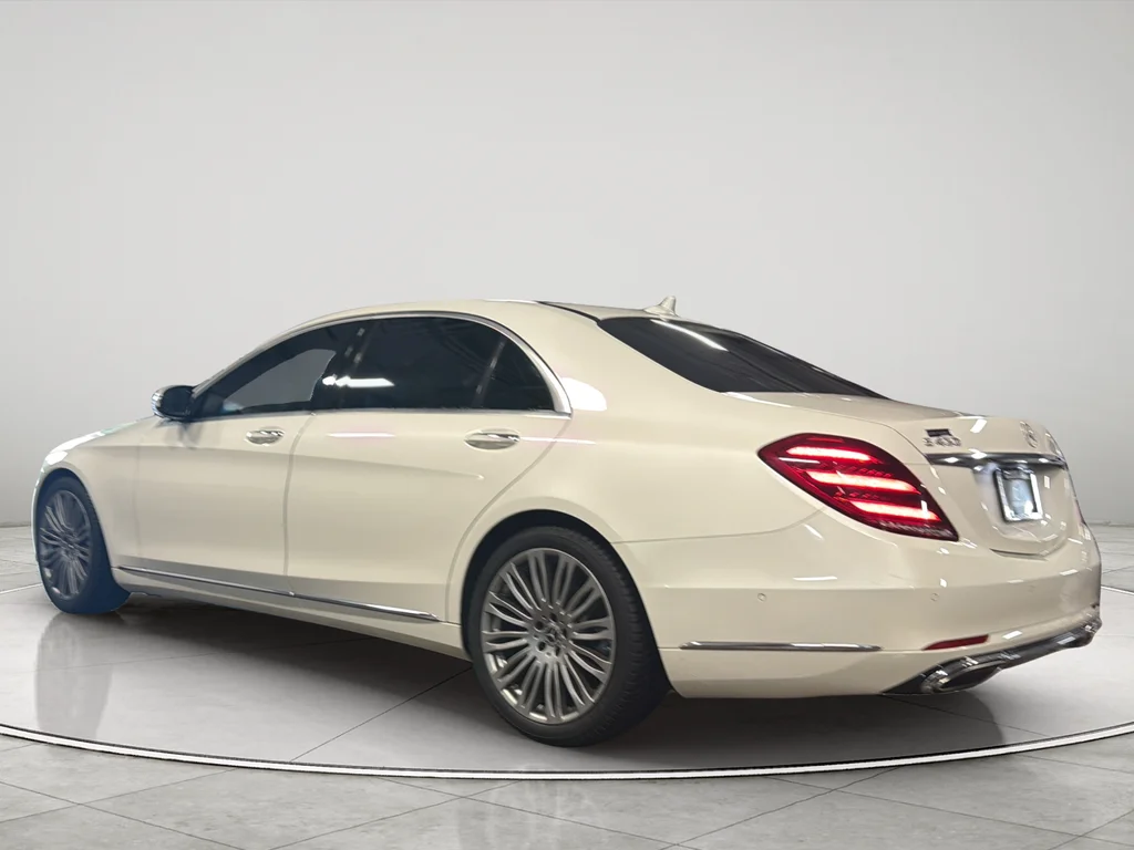 Used 2019 designo Diamond White Mercedes-Benz S 450V image 3