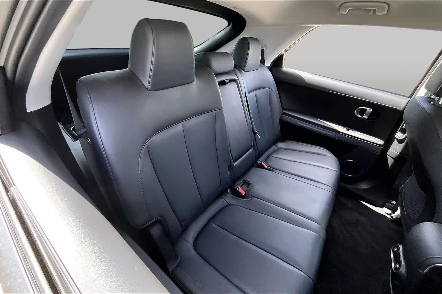 Used 2023 Cyber Gray Hyundai SEL image 18