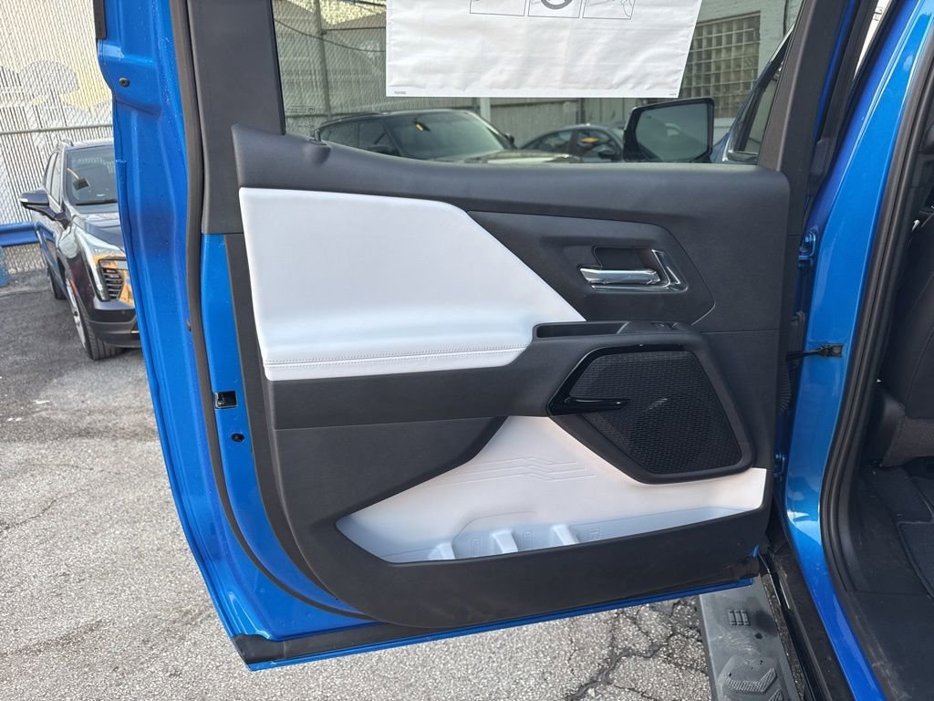 2025 Chevrolet Silverado EV RST - Photo 14