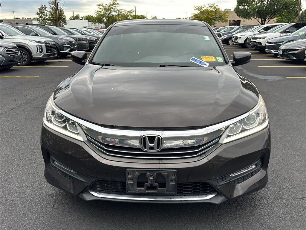 Used 2017 Kona Coffee Metallic Honda Sport SE image 2