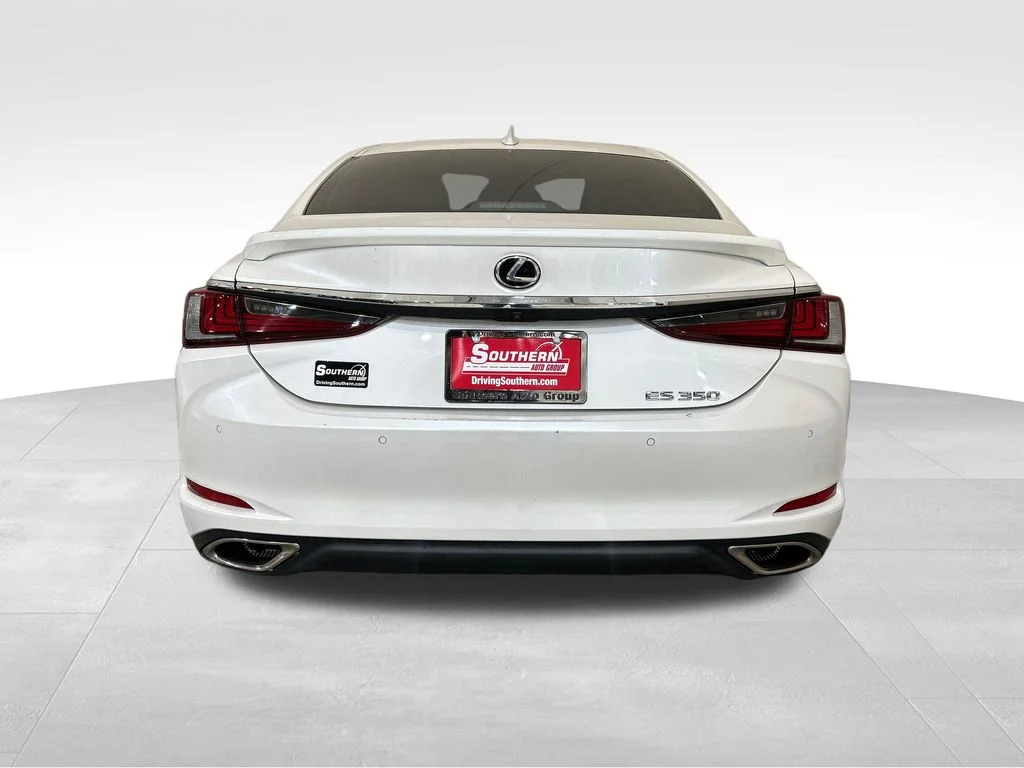 Used 2020 White Lexus 350 image 4