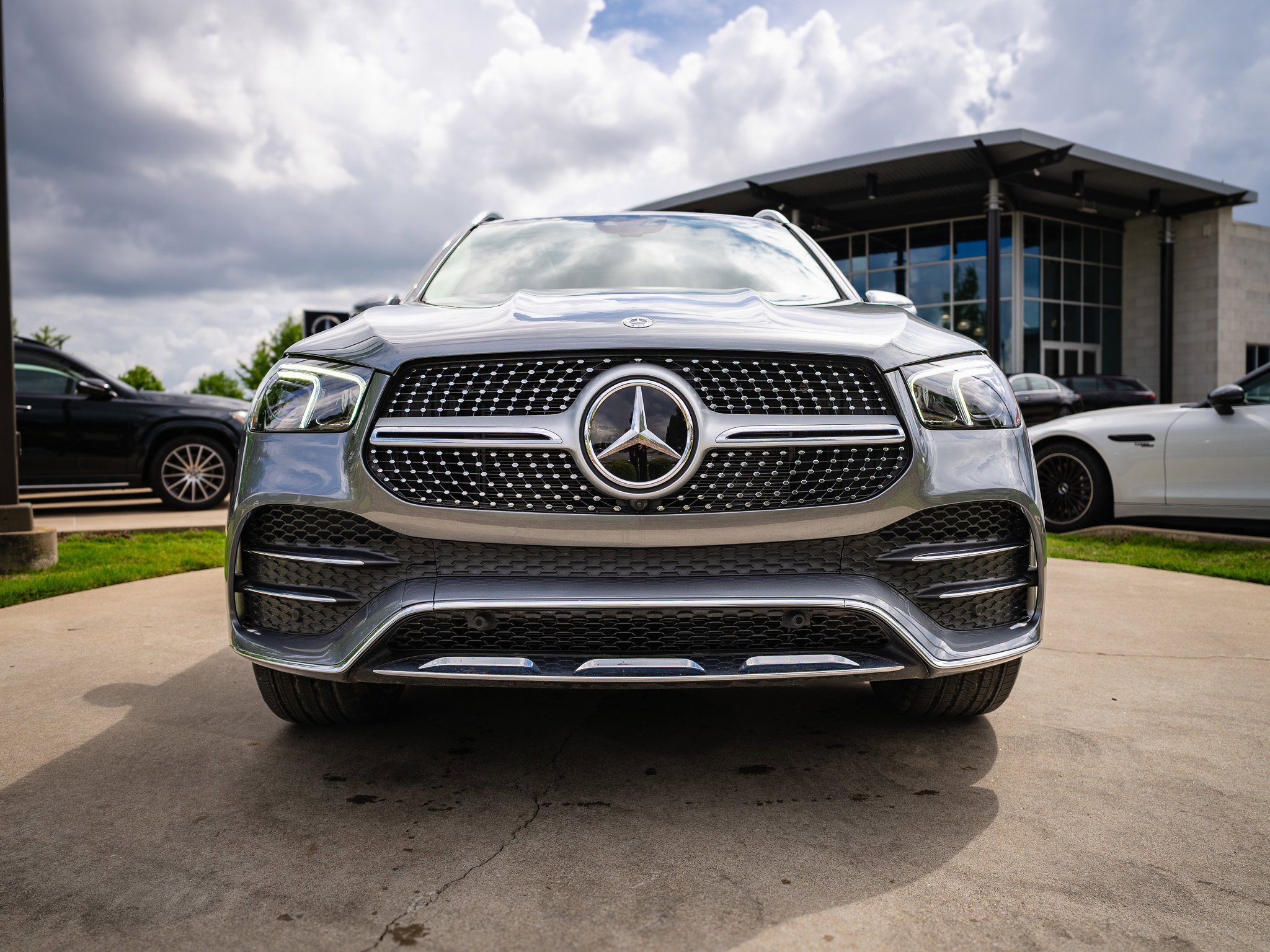 Used 2022 Gray Metallic Mercedes-Benz GLE 350 image 6