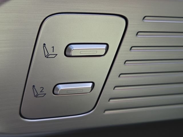 Used 2025 Shimmering Silver Hyundai Calligraphy image 14