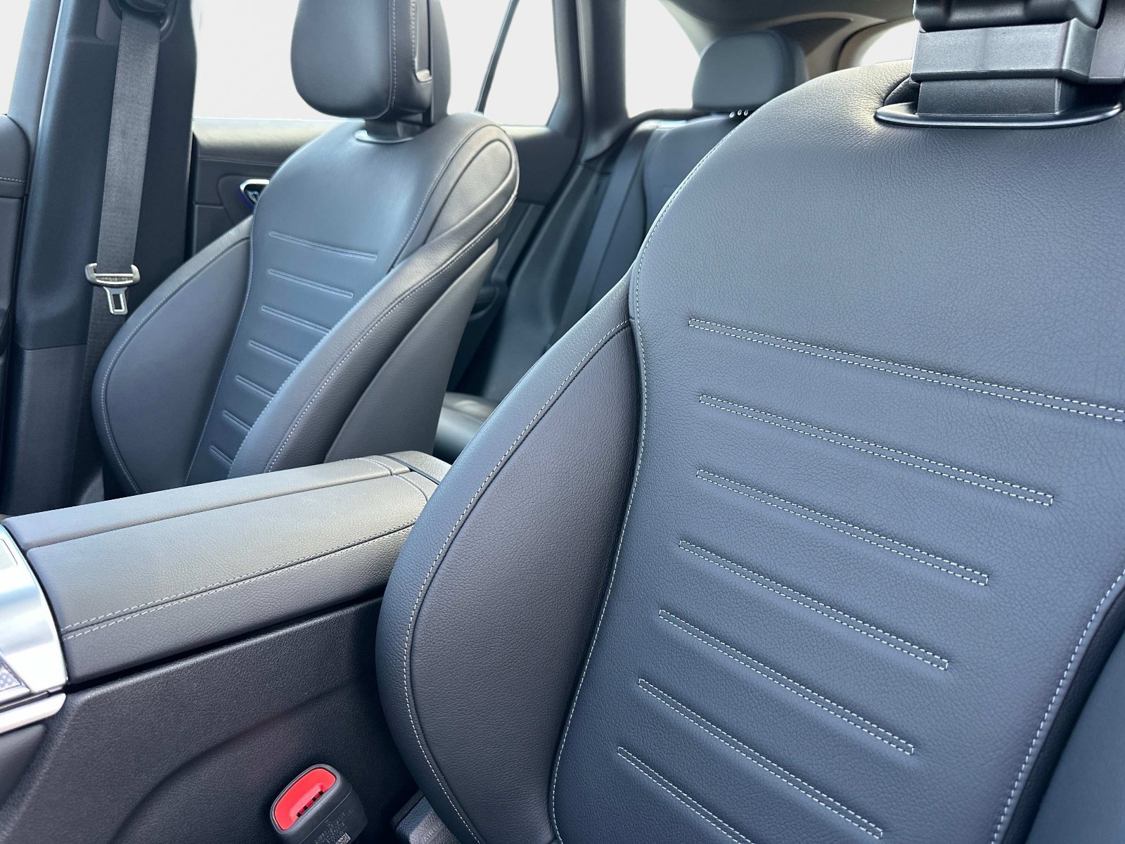 2025 Mercedes-Benz GLC AMG GLC43 - Photo 22