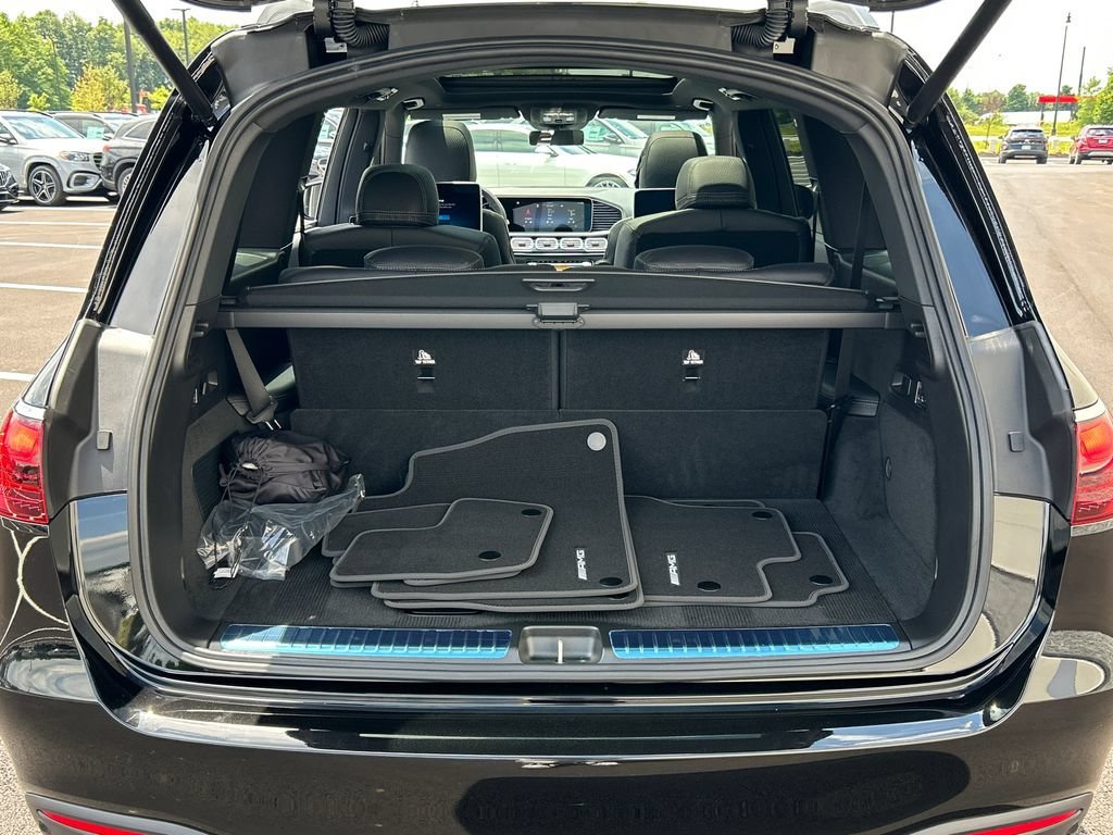 New 2026 Obsidian Black Metallic Mercedes-Benz GLS450 image 47