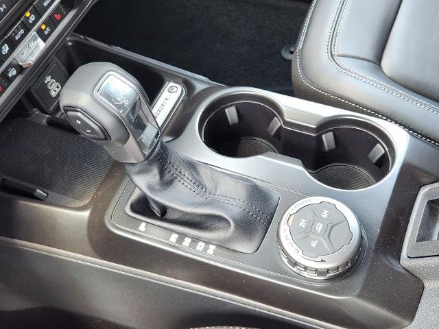 New 2026 Avalanche Gray Ford Outer Banks® image 36