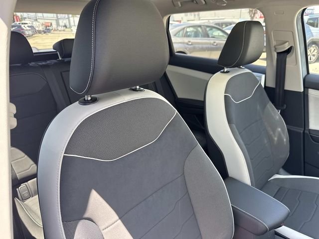 New 2026 Gray Volkswagen 1.5T SE image 29
