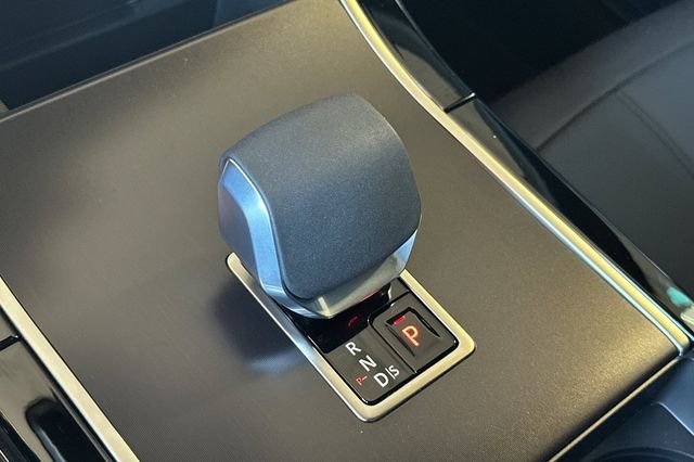 New 2026 Tribeca Blue Land Rover Hoxton Edition image 20