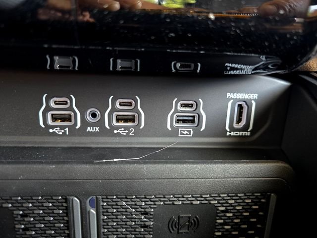 New 2026 Diamond Black Crystal Pearl-Coat Exterior Paint RAM Limited image 20