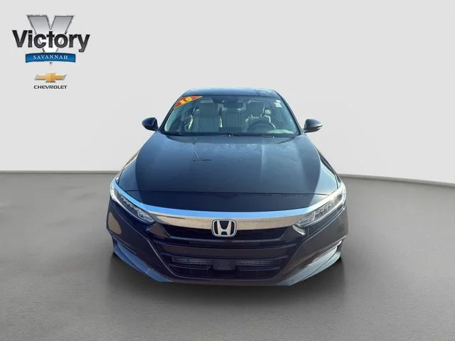 Used 2018 Honda Accord EX-L with VIN 1HGCV1F51JA139042 for sale in Kansas City