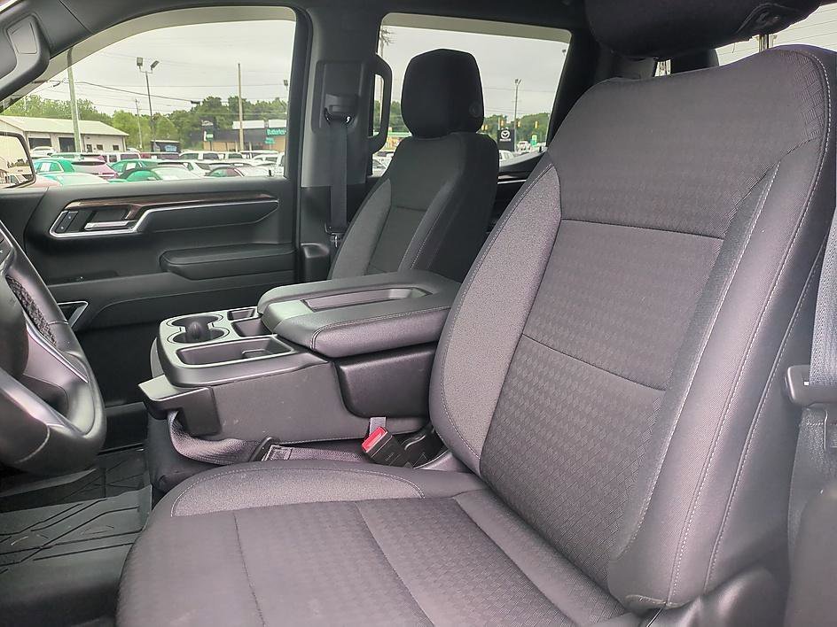 Used 2024 Summit White Chevrolet RST image 14