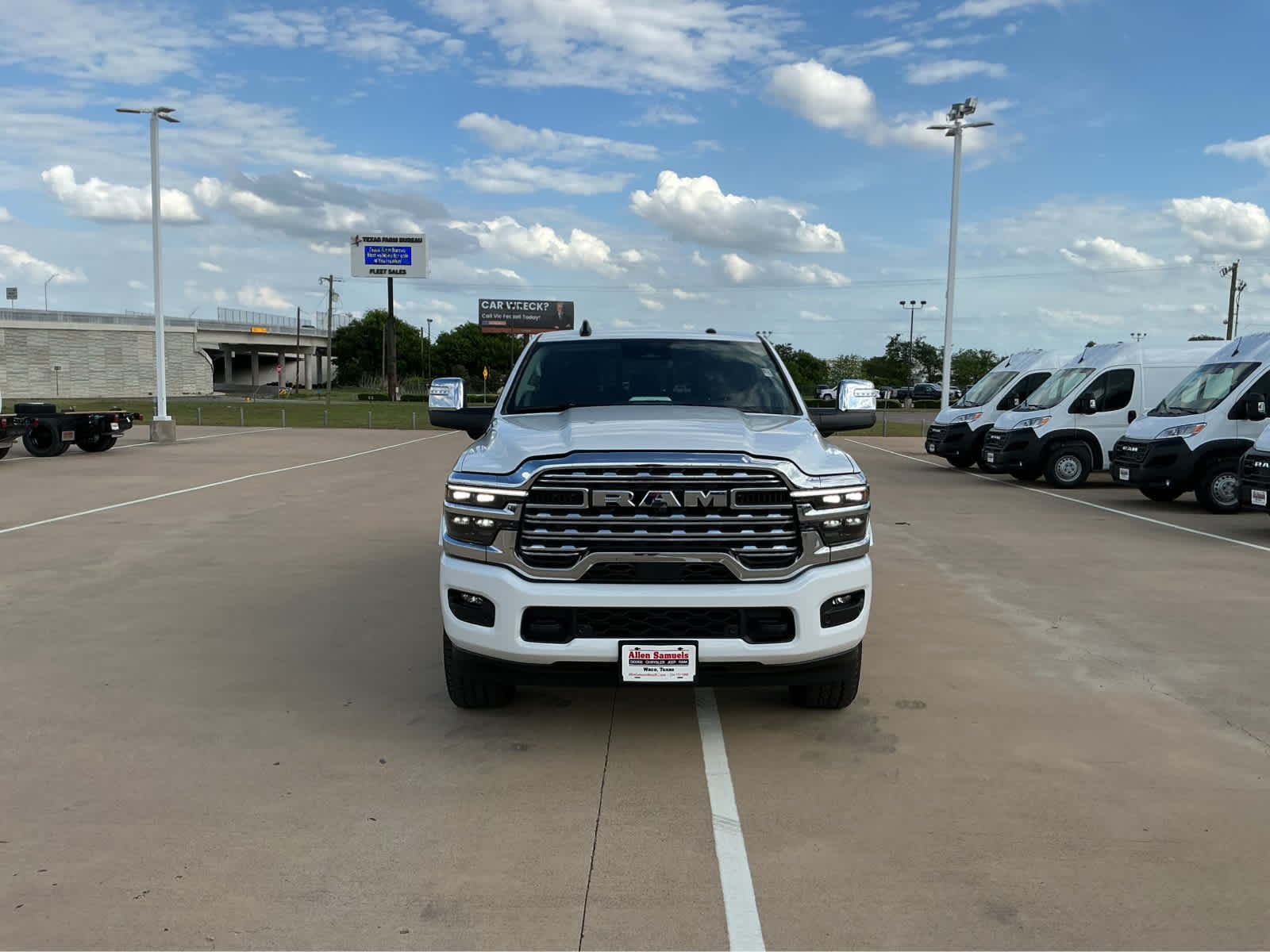 New 2026 Bright White Clear-Coat Exterior Paint RAM Longhorn image 3