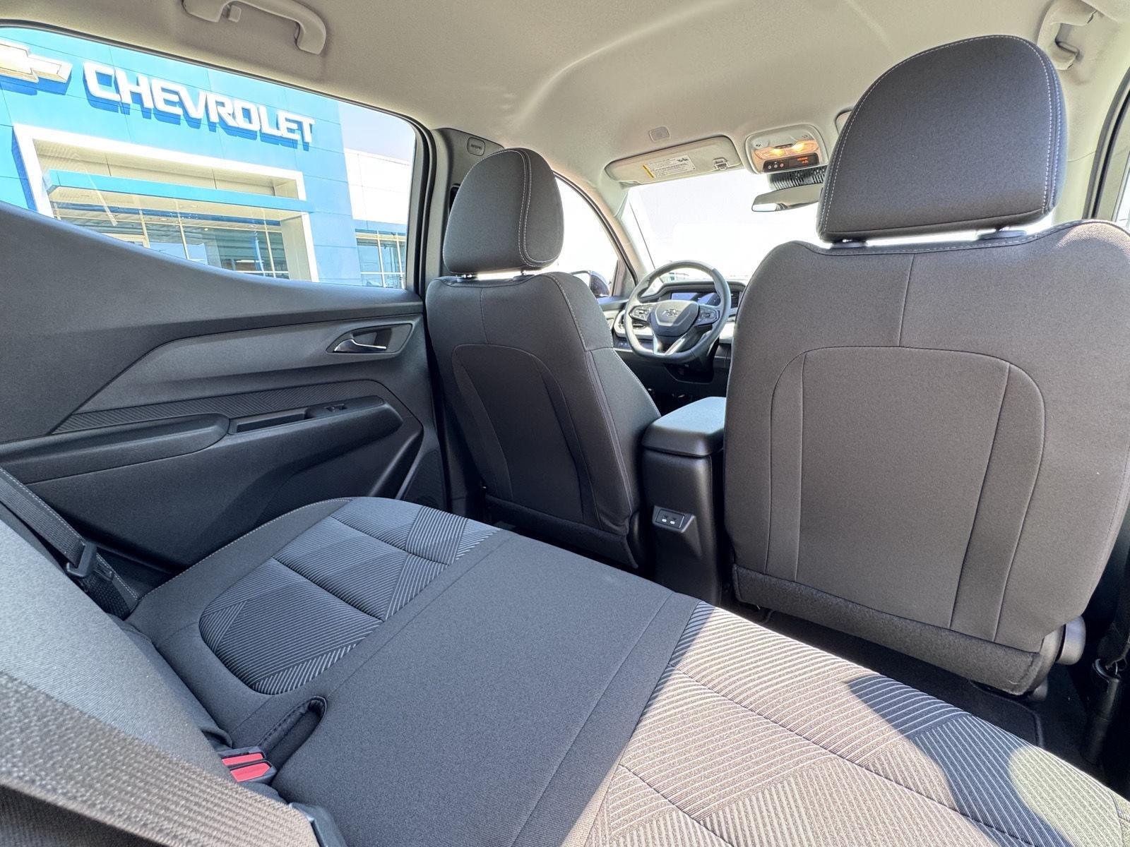 2027 Chevrolet Bolt LT - Photo 40