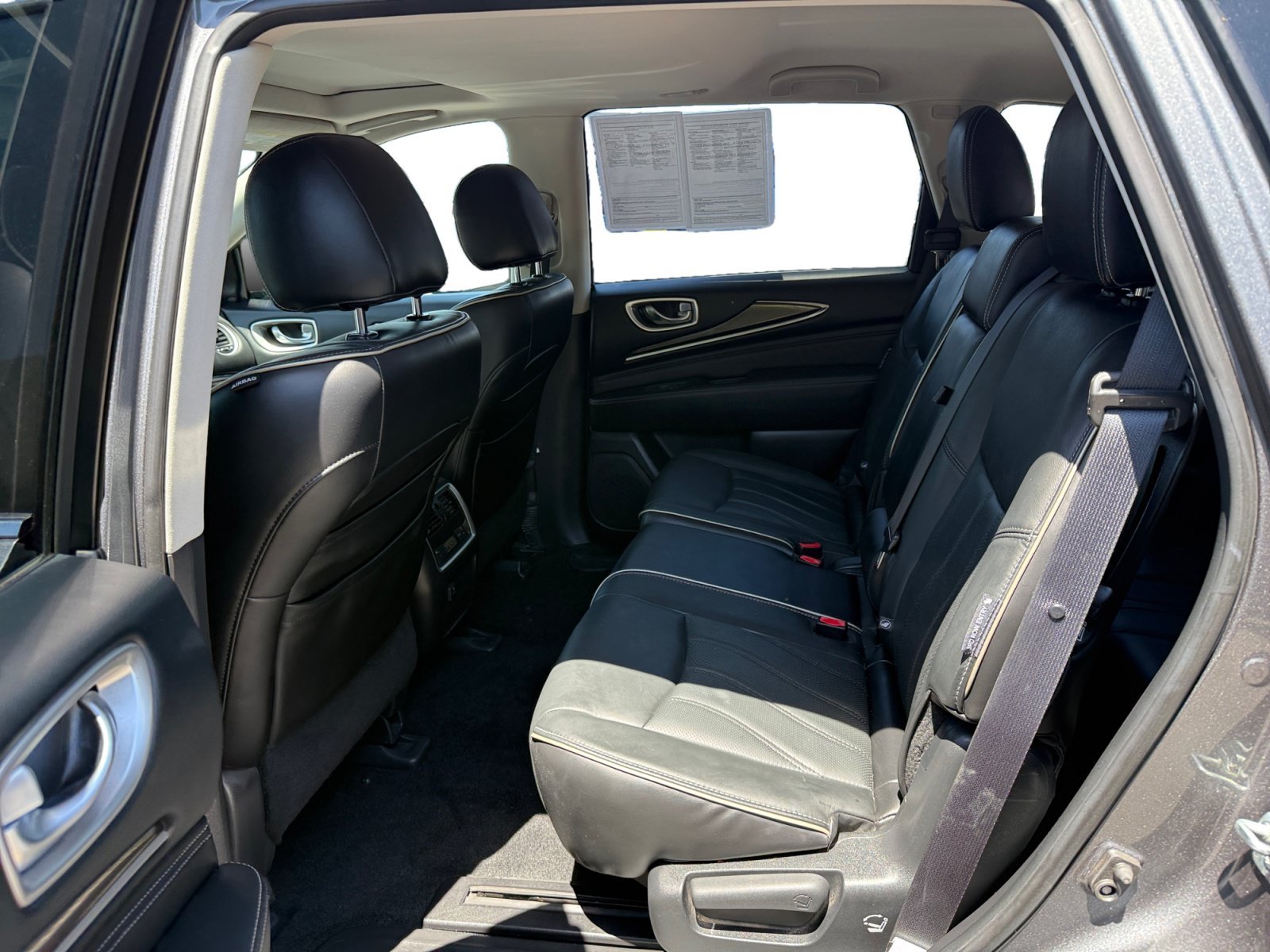 Used 2018 Gun Metallic INFINITI Base image 16