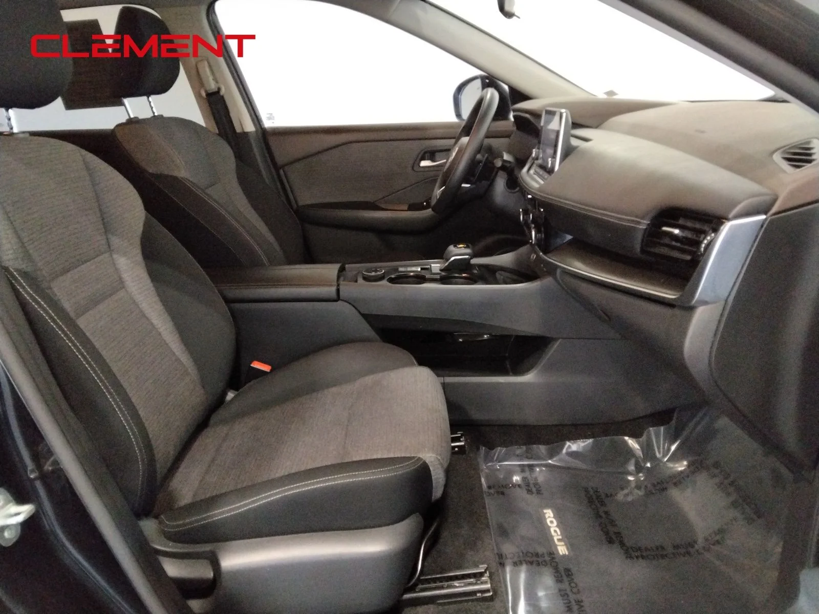 2021 Nissan Rogue SV - Photo 36