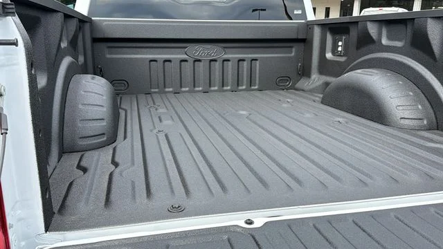 New 2026 Oxford White Ford F-250® Lariat® image 14