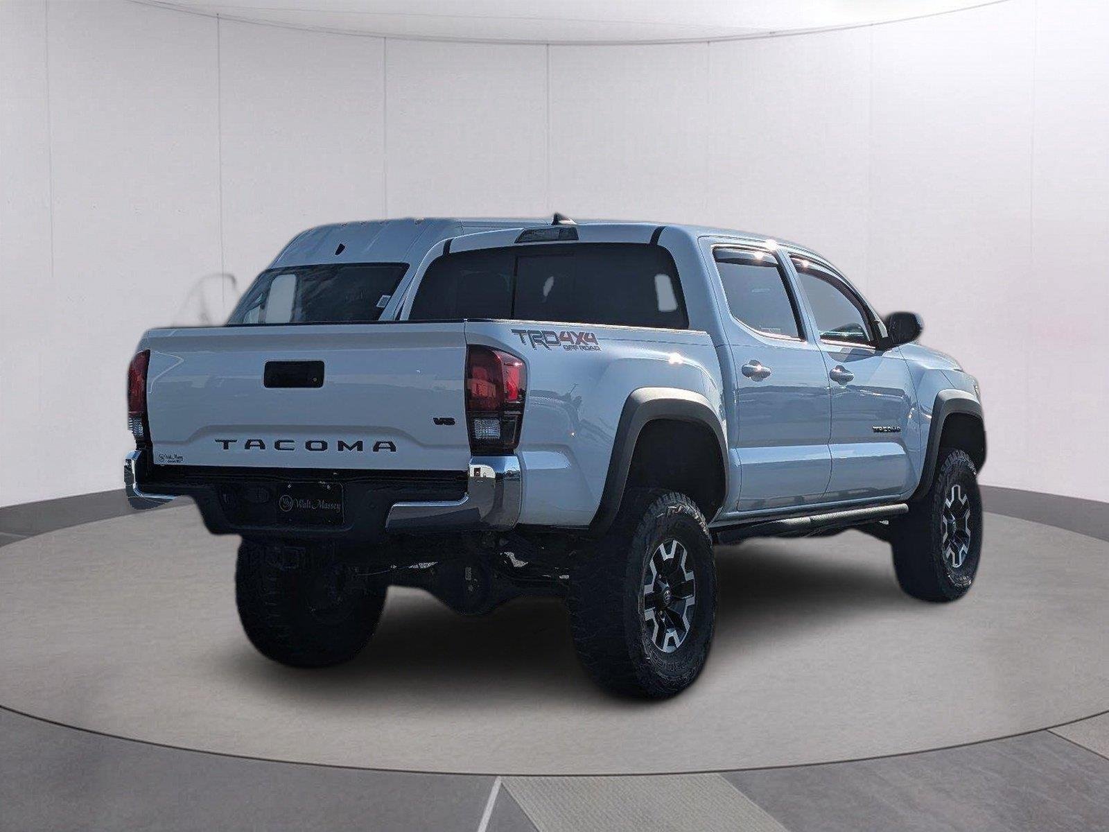 Used 2019 Super White Toyota TRD Off-Road image 5