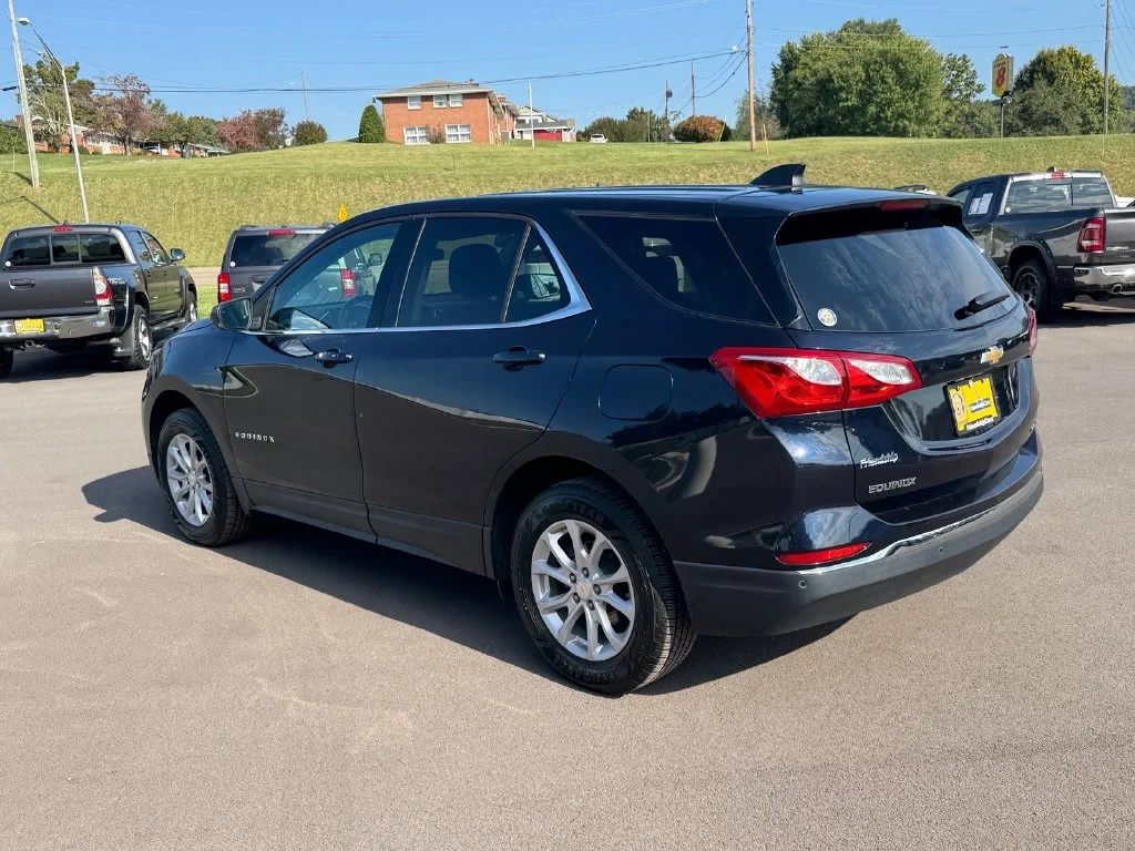 Used 2020 Blue Chevrolet LT image 5