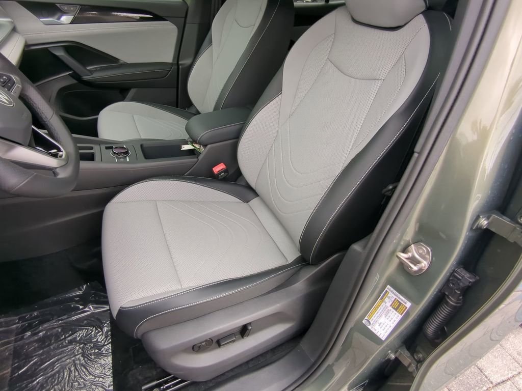 New 2026 Green Volkswagen 2.0T SE R-Line Black image 20