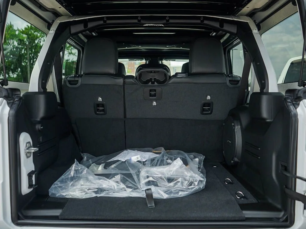 New 2026 Bright White Clearcoat Jeep Sahara image 8