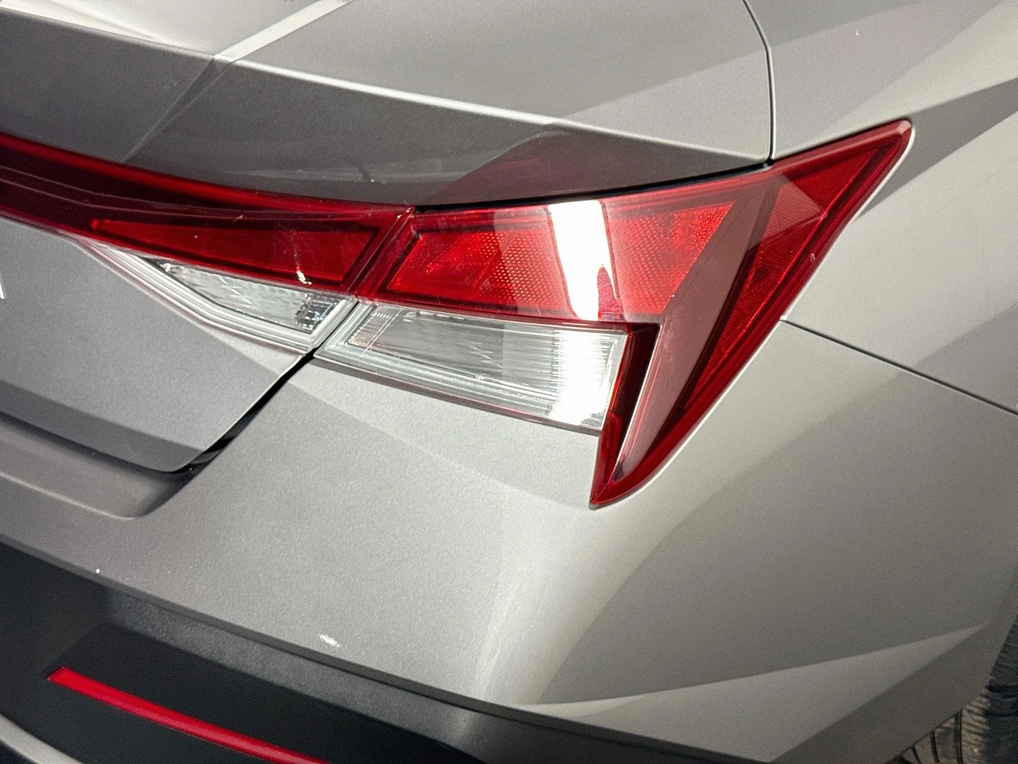 Used 2024 Fluid Metal Hyundai SE image 29